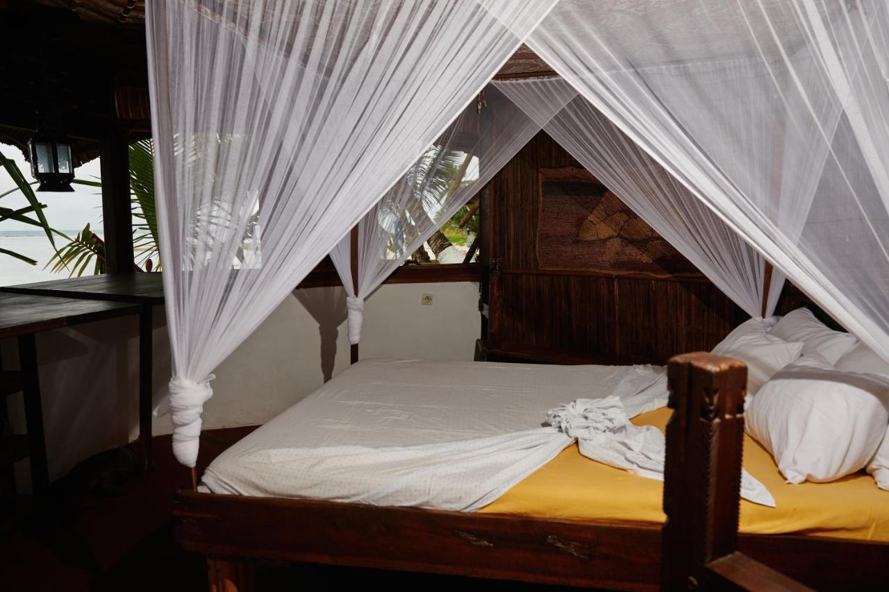 Analatsara Eco Lodge Ile aux Nattes Bagian luar foto